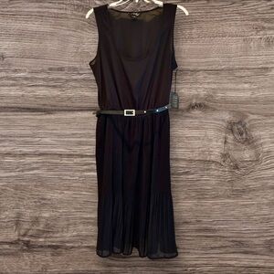 Brooke Leigh Black Pleated Midi Dress Size Medium